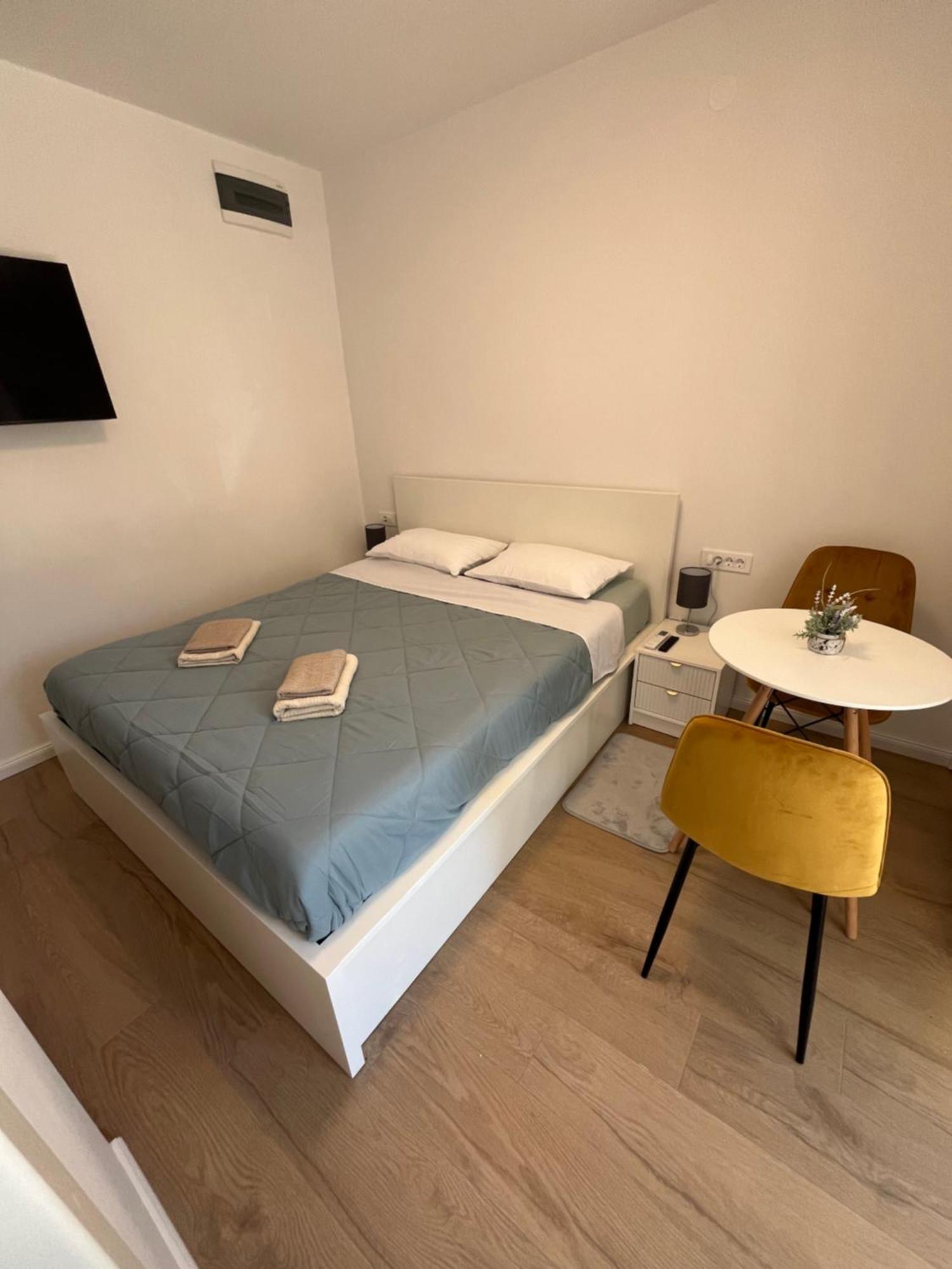 Green Oasis For Two, 30 Meters From Sea Apartman Zára Kültér fotó