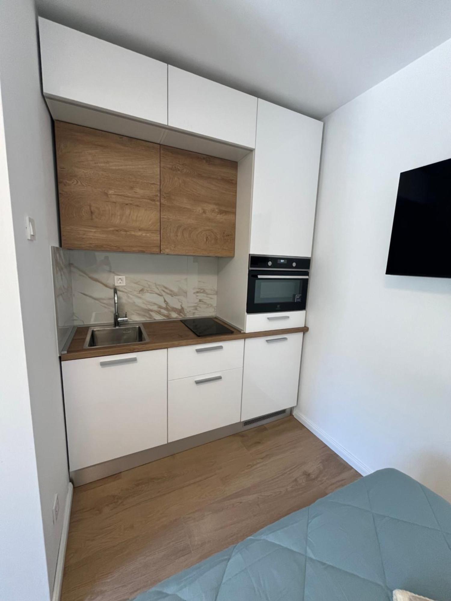 Green Oasis For Two, 30 Meters From Sea Apartman Zára Kültér fotó
